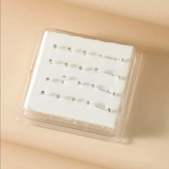 Jewelry - Nose studs